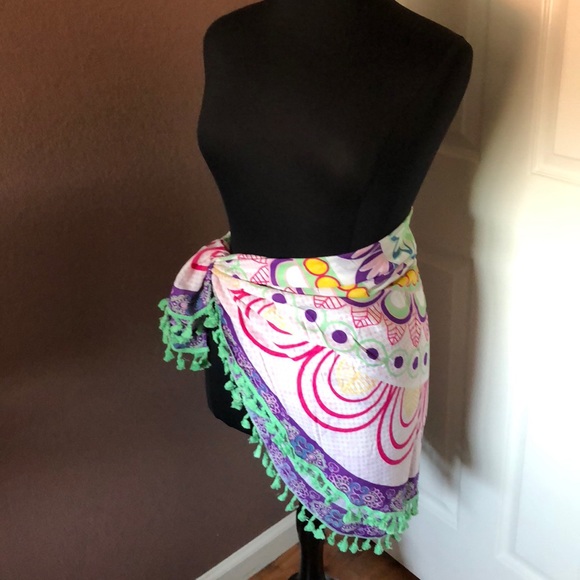 Multipurpose beach scarf by Mudd NWT - Picture 2 of 6